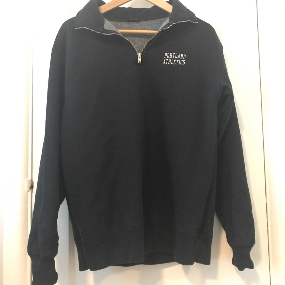 Brandy Melville Sweatshirt